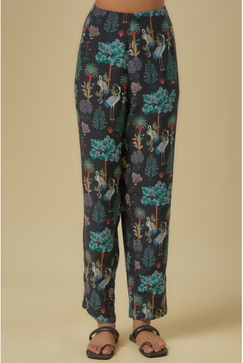 PS-JK0130-H Black Crane Print Lifted Jacket With Plain Bustier And Pants.