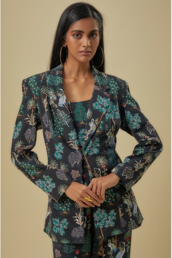 PS-JK0130-H Black Crane Print Lifted Jacket With Plain Bustier And Pants.