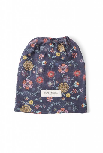 PS-AM0001  Cream and Navy Colour Printed Canvas Apron with Mittens and Pouch Set in Gift Box