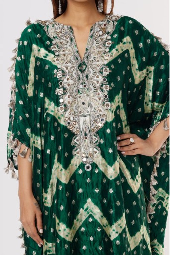 PS-KP0081-G  Green Leheriya Bandhani Silk Embroidered Kurta With Soft Net Churidar