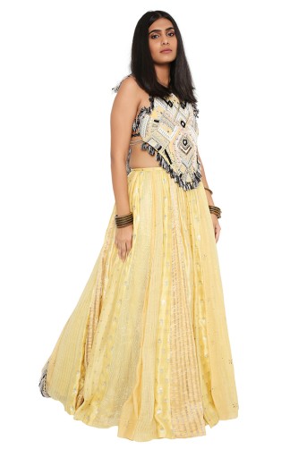 PS-FW692-B  Misbah Pale Yellow Georgette Choli With Brocade Chanderi Panelled Lehenga