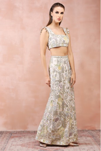 PS-CS0062  Off White Applique Embroidered Choli And Skirt