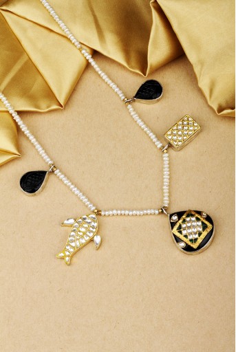 SBPS-N-20  Payal Singhal X Sangeeta Boochra Nasrin Silver Necklace with Pearl  Chain