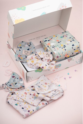 PS-GB005  PS Kids by Payal Singhal Luxe Gift Hamper for Girls (Set of 4)