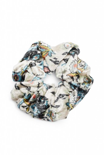 PS-SCR038  Set of 3 Assorted Velvet Scrunchies in Signature Prints